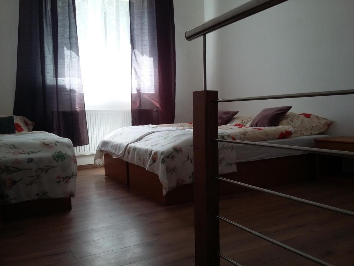 Penzion Smrekovica Ruzomberok Exteriör bild
