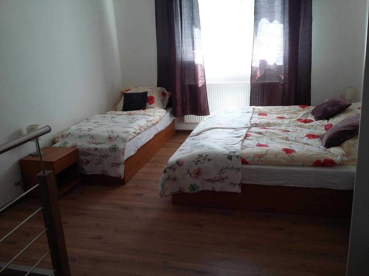 Penzion Smrekovica Ruzomberok Exteriör bild