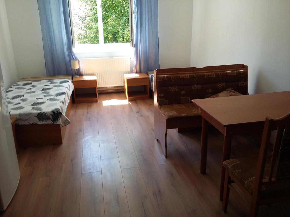 Penzion Smrekovica Ruzomberok Exteriör bild